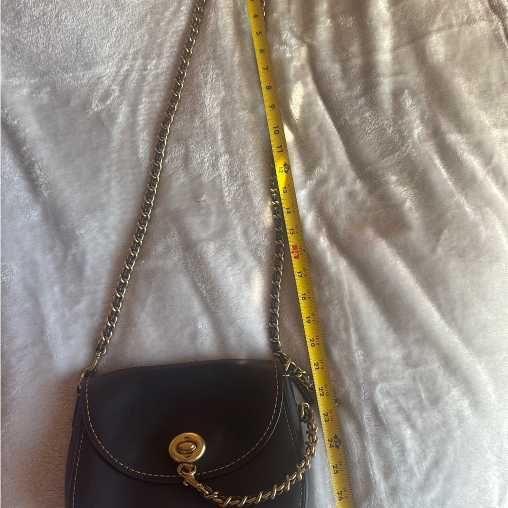 Coach Black Leather Crossbody Bag with Gold Chain - Picture 8 of 8
